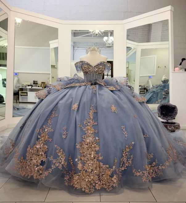 Vestidos de princesa quinceañera apliques dorados de lujo dulces 15 16 vestidos vestidos de baile Foto 3 de 4