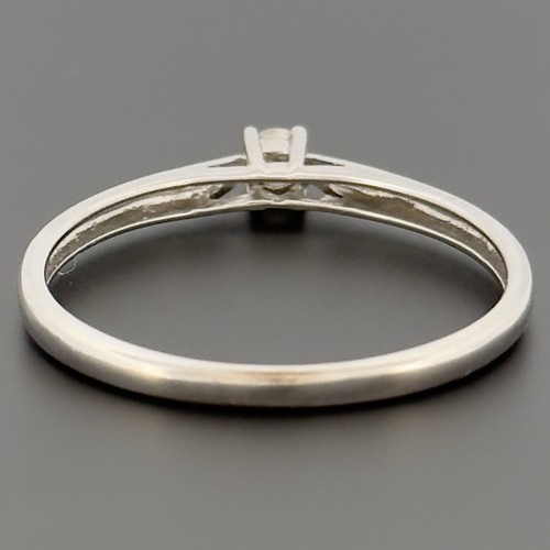 9ct White Gold 0.10ct Diamond Solitaire Ring Size S Hallmarked - Picture 4 of 10