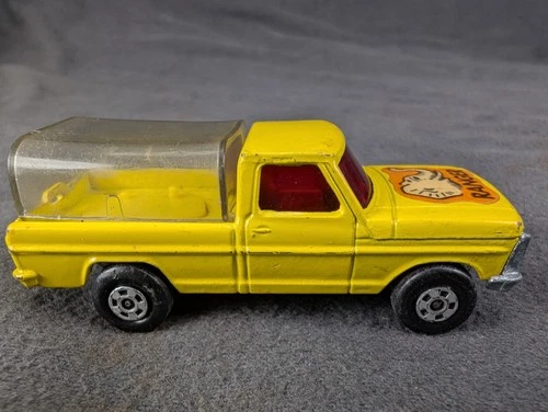 Vintage 1973 Matchbox Lesney Rolamatics #57 Ford Ranger Wild Life Truck Yellow D