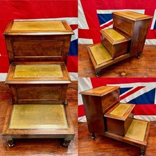 George III Mahogany & Walnut Veneer Leather Clad 3 Step Commode c.1800
