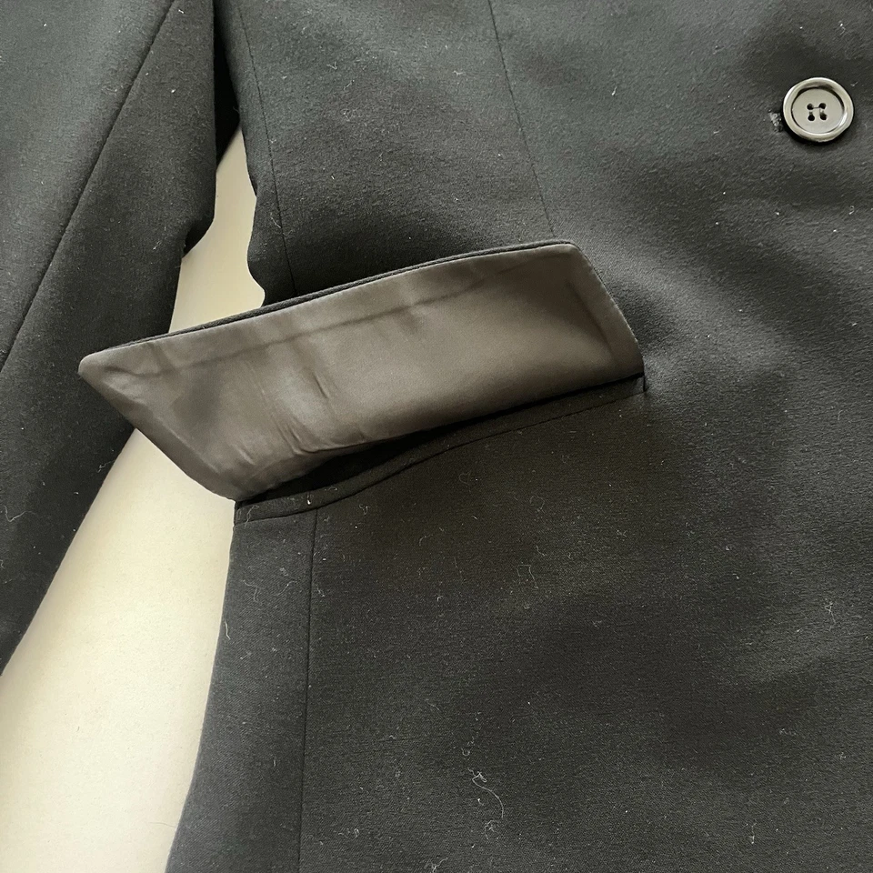 Blazer Rampage negro para mujer con solapas con muescas y botón de ajuste a medida pequeño Foto 2 de 4