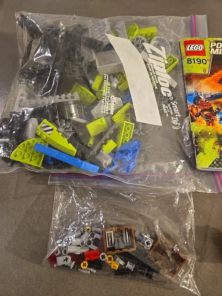 LEGO 8190: Claw Catcher - Power Miners [2010] 100% Complete + Instructions - Image 3 of 4