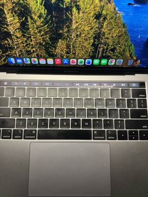 Apple MacBook Pro 13  2018 2.3GHz Intel Core i5  8GB RAM  256GB SSD