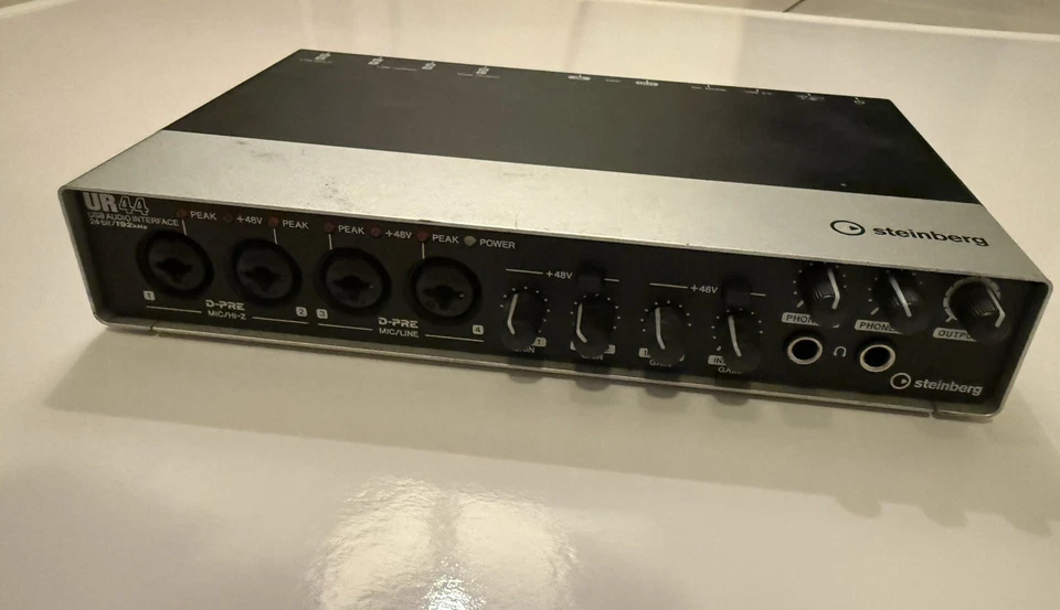 Steinberg USB Audio Interface UR44 - Studio Recording Interface - Image 3 of 4
