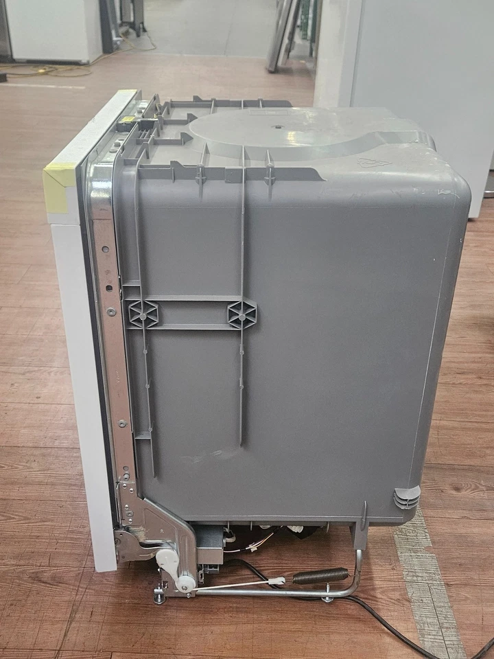 Lavavajillas GE GDF460PGTWW 24" Blanco Consola Completa NUEVO EN CAJA #158235 Foto 4 de 4