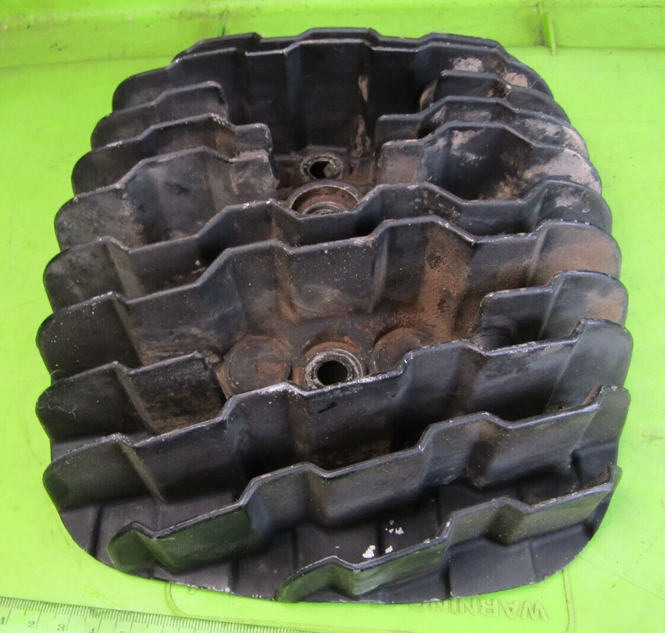 Montesa Enduro 250H 1976 culata de motor p/n 7360,028 tapa de barril de motor Foto 2 de 4