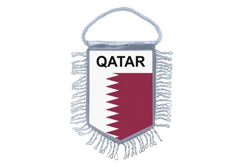 Il Qatar stemma e bandiera, simboli ufficiali della nazione Immagine e Vettoriale