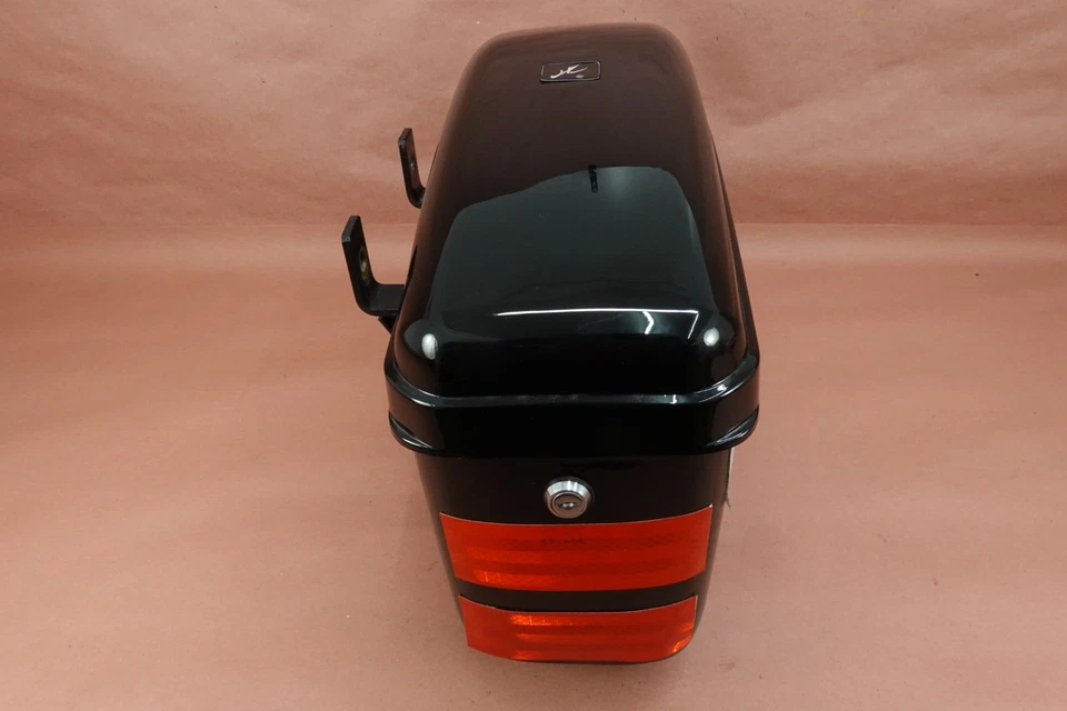 1995-2006 Kawasaki Vulcan VN 800 VN800 Right Saddle Bag Saddlebag - Image 3 of 4