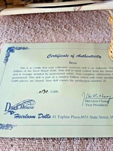 Vintage 1980's DUCKHOUSE Heirloom Doll ~ BESS 18" Cert of Auth 0190/5000 Ltd Ed - Picture 6 of 7