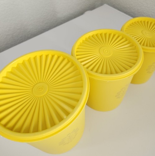 3pc Set Vintage Tupperware Yellow Servalier Canisters 807-7 809-14 811-14 - Picture 3 of 8