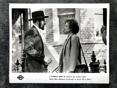 A STRANGER AMONG US Vintage 1992 Movie Film Photo MELANIE GRIFFITH ERIC THAL