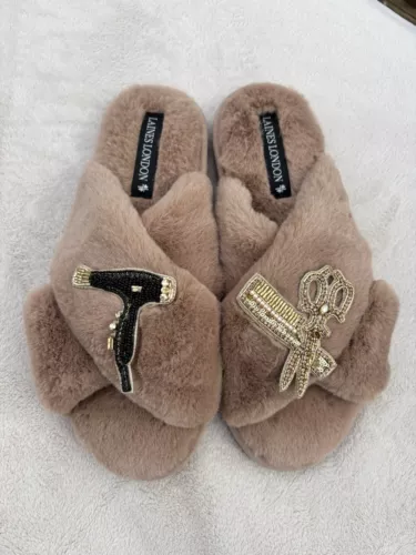 Laine’s London Slippers, Size Large, Mink Brown, Hairdresser Brooches Removable