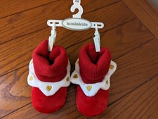 Koala Kids Red Bootie Slippers White Trim Yellow Hearts sz 6-12 months Toys R Us