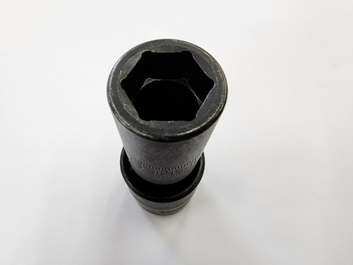 Snap-on Tools 1/2" Drive 15mm SEMI-DEEP Metric 6PT Impact Swivel Socket IPSM15 - Picture 7 of 8