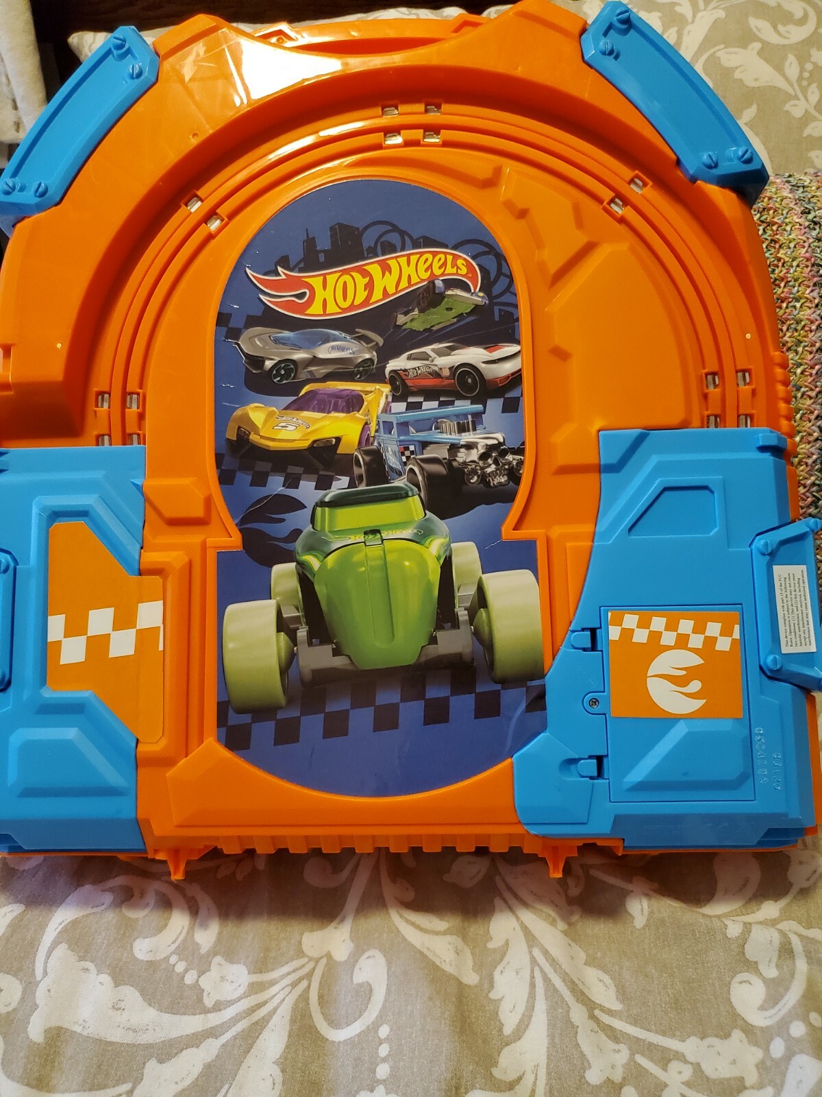 Hot Wheels Slot Track Pack with Carrying Case Two Controllers No Cars