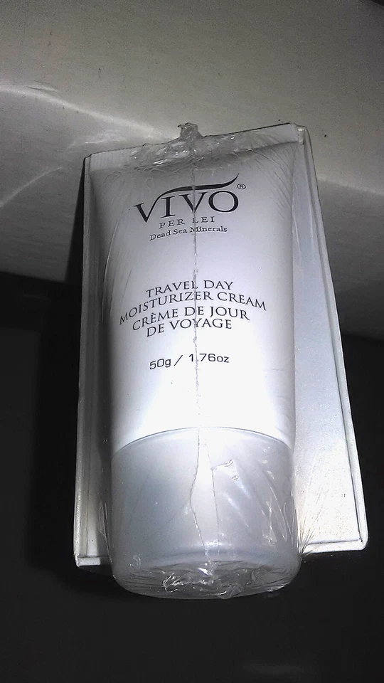 Vivo Per Lei Creme Hidratante Dia Minerais do Mar Morto com Bônus Tamanho de Viagem NOVO - Imagem 2 de 2
