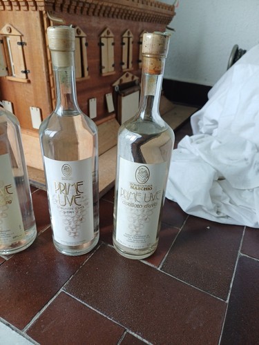 grappa prime uve 1991/92/2001 e 1 no data 70 cl - Foto 2 di 12