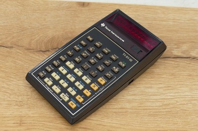 Texas Instruments TI-51-III ++ CALCULATOR Taschenrechner Vintage rote LED