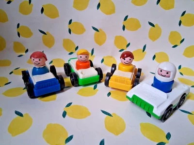 Fisher Price Little People Set 4 Cars 4 Figurines Race Car Vintage - Photo 1/4