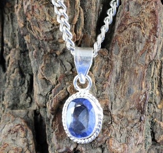 6.05 Ct/9 mm Natural Ceylon Blue Sapphire Oval Gemstone Certified Men's Pendant