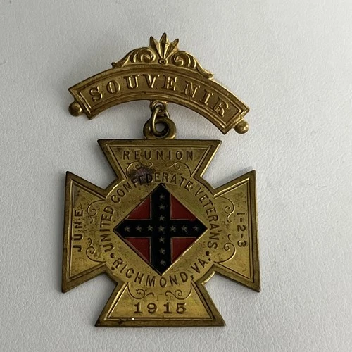 1915 UCV Richmond VA Souvenir Badge