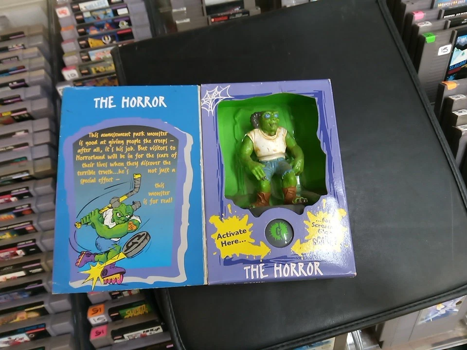 复古 1996 年 GOOSEBUMPS 收藏品 #16 一天恐怖人物带盒和工作 — 第 2/4 张图片