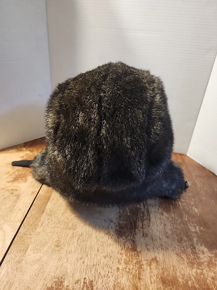 Sombrero de piel difusa sintética Y2K Ushanka talla única usado en excelente estado Foto 3 de 4