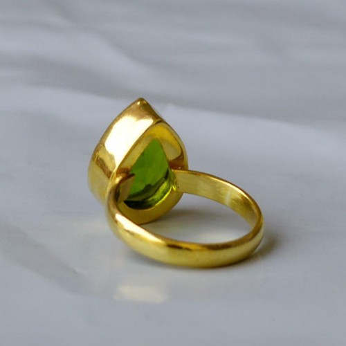 Pear Cut Peridot Quartz Sterling Silver Yellow Gold Plated Handmade Gift Ring - Picture 3 of 5