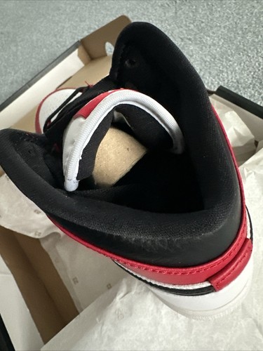 Air Jordan 1 Mid Chicago White Toe Size UK 5 / US 5.5Y GS Brand New Trainers - Picture 6 of 7