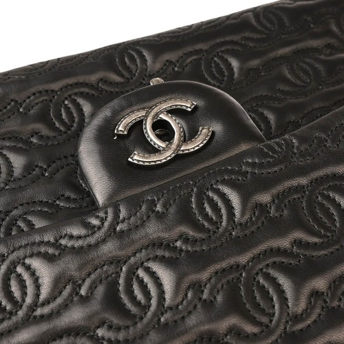 Chanel Black Lambskin CC Shoulder Bag 114811 - Picture 6 of 11