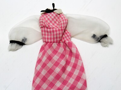 【中古】 Welcome to KellyAffair Vintage Barbie & Kelley Quick Curl Pink & Green Gingham
