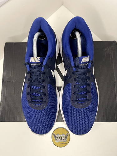 Nike Revolution 4 blu navy bianco scarpe da ginnastica UK 9 / EU 44 palestra corsa AJ3490-414 - Foto 4 di 6