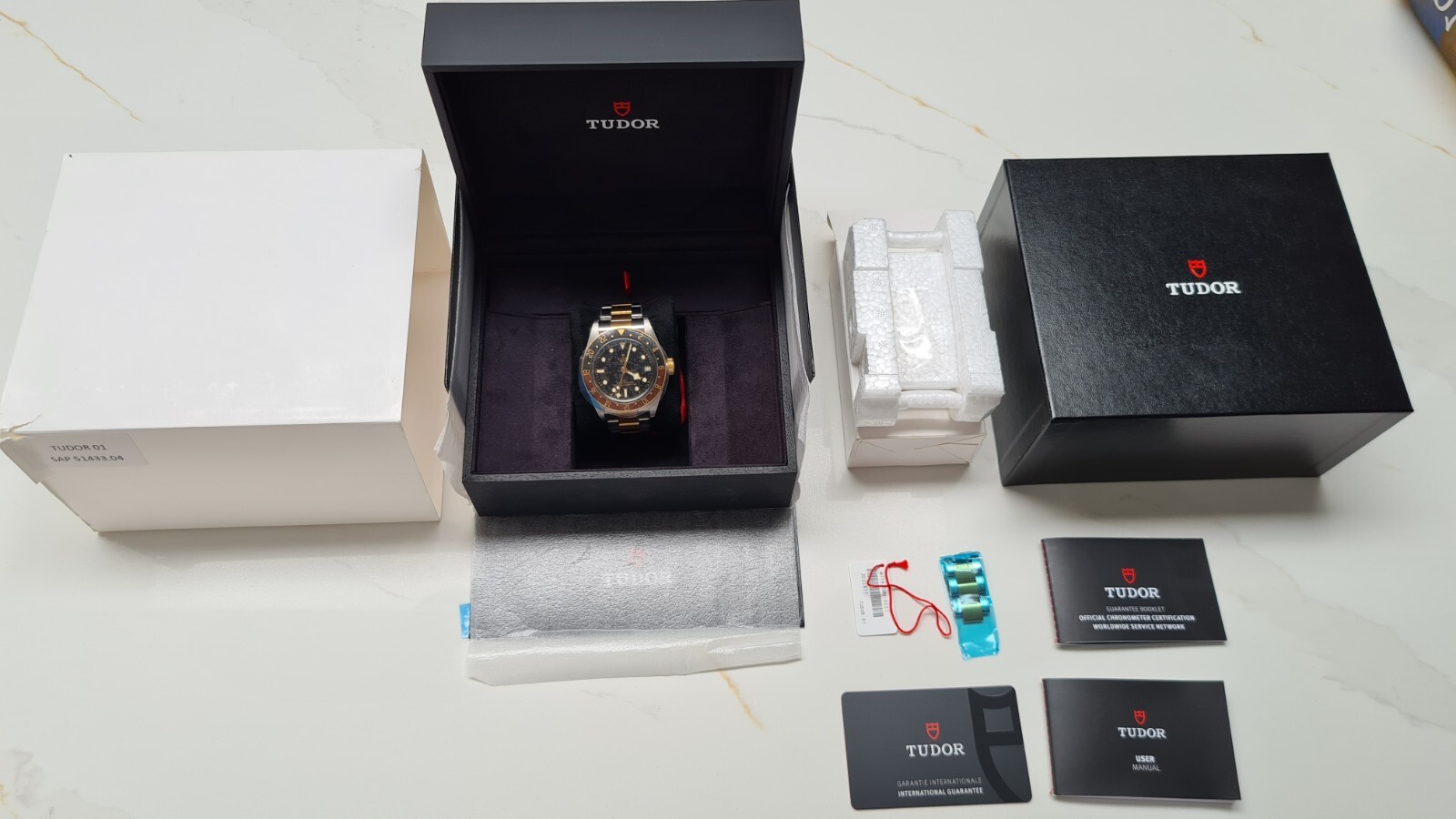 TUDOR Black Bay GMT Rootbeer M79833MN–0001