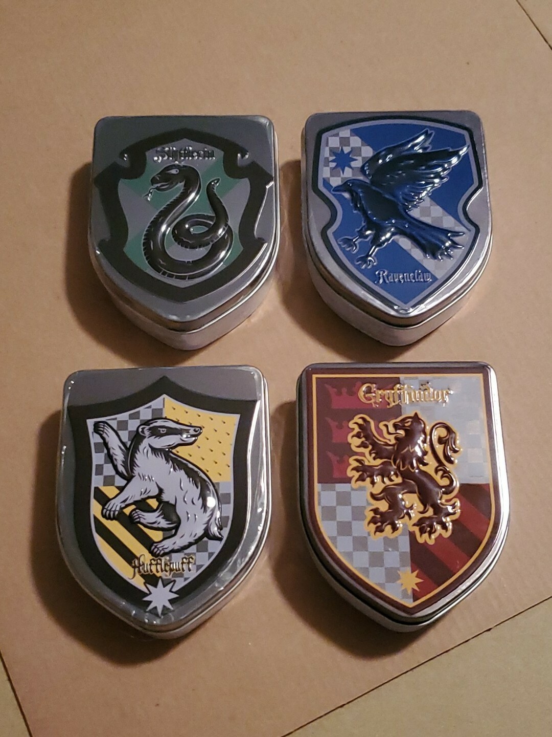 Harry Potter Hogwarts House Crest Tins with Jelly Beans 28g