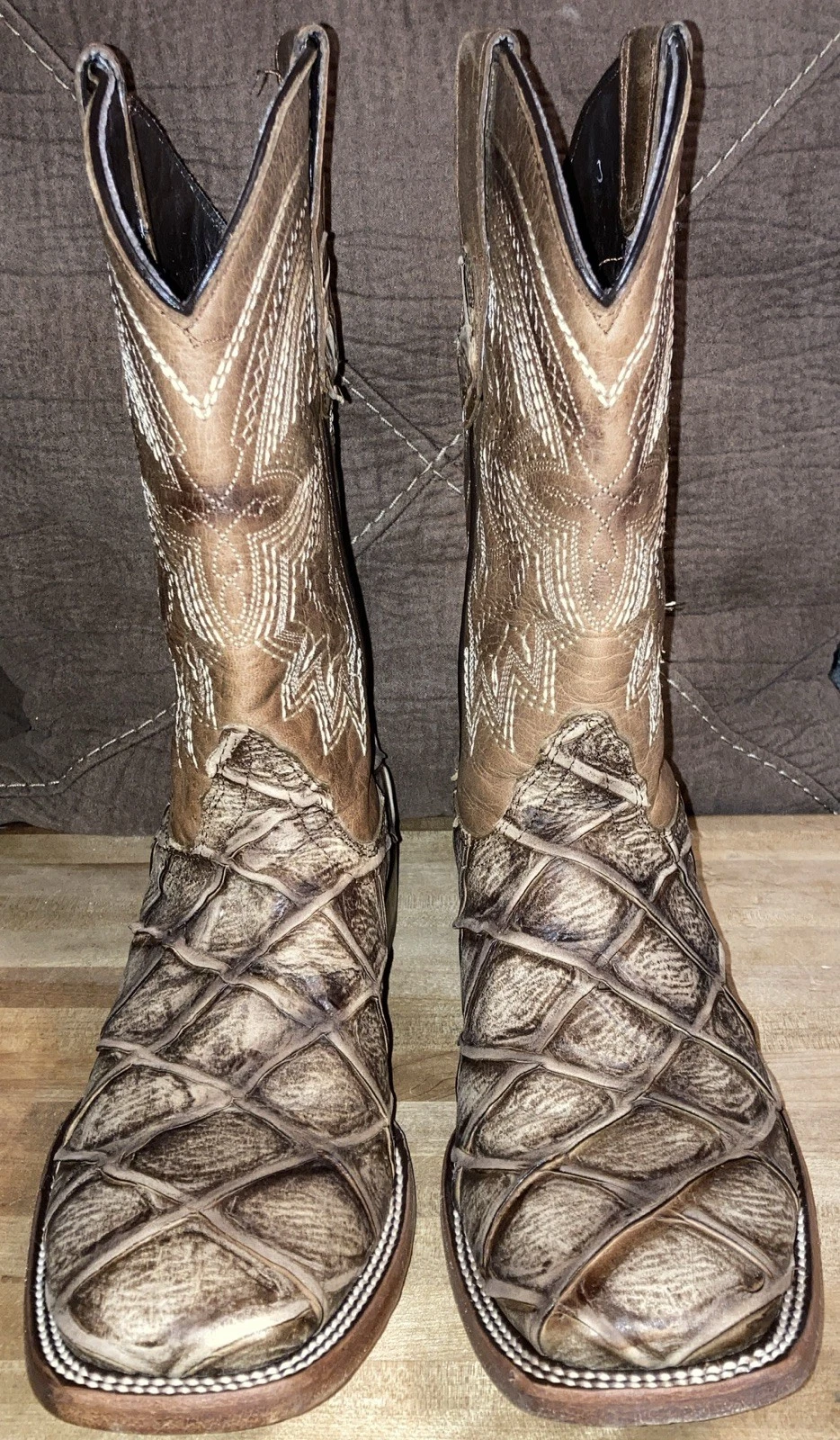 Hometown Men’s Fish Square Brown Mixed Boots Size US #9.5 Fast Free Shipping .