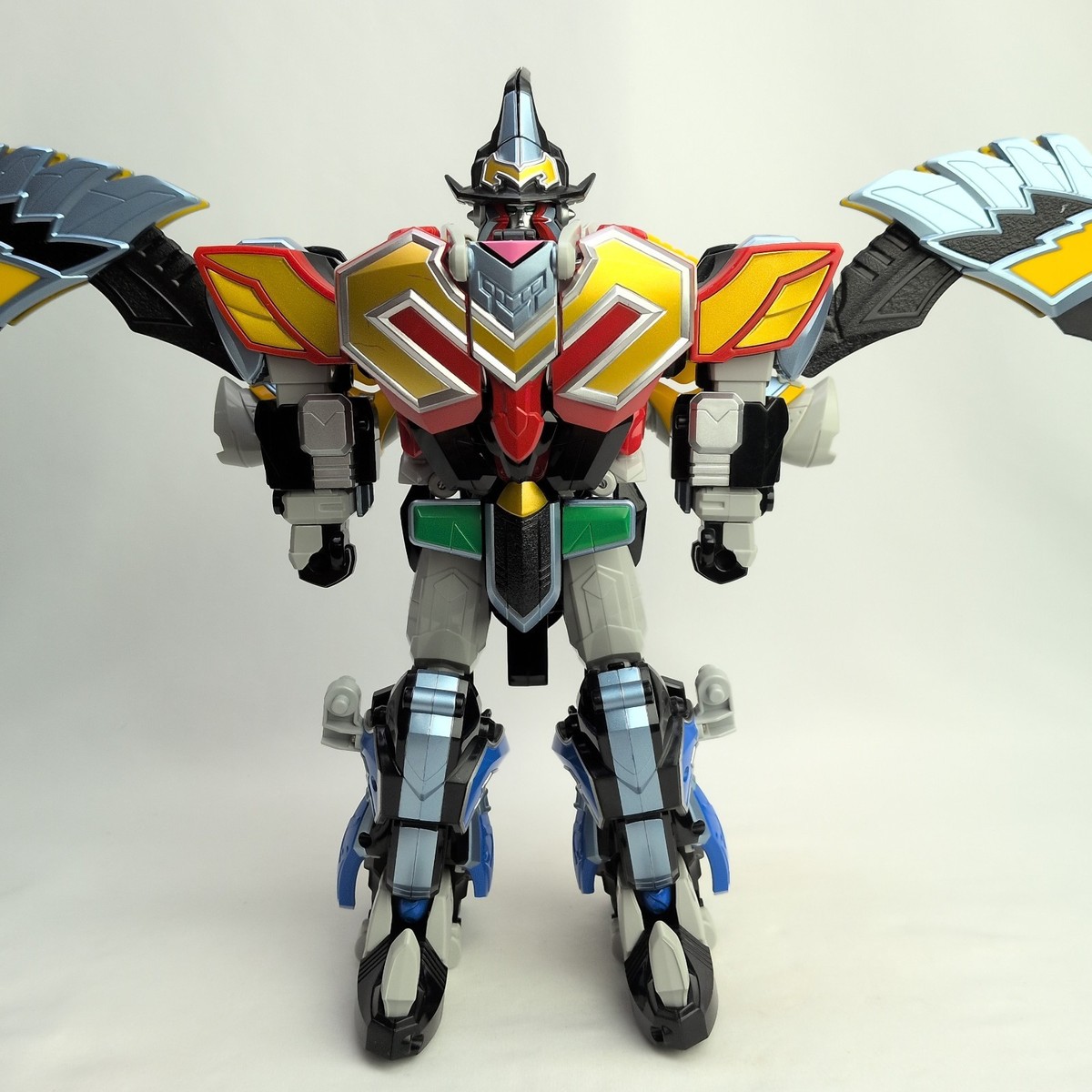 Bandai DX MagiKing Magi King Megazord Power Rangers