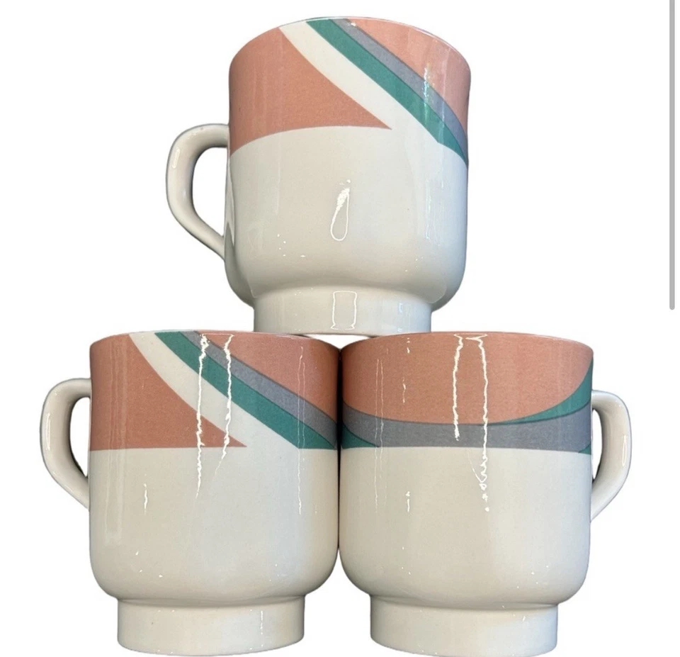 Винтажные чашки и блюдца на ножках 80-х Sango Quadrille PINWHEEL PINK Wave Semi Porcelain - Изображение 2 из 4