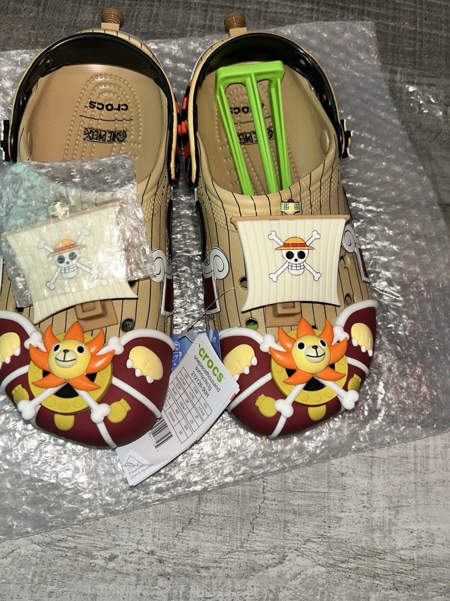 靴 Crocs ONE PIECE THOUSAND SUNNY CLSCLG Crocs One Piece Thousand Sunny Clog Men's Sandals Multicolor