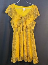 Red Camel Size M Flutter Sleeve Mini Dress