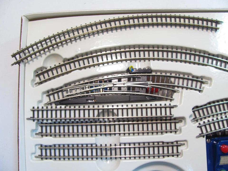 Märklin mini club 8192 Erweiterung SET T1 altes Design gebraucht Weichen geprüft - Bild 3 von 4