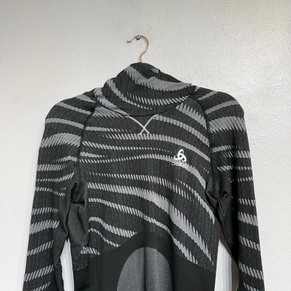 Top deportivo con capucha Odlo Blackcomb negro talla M Foto 3 de 4