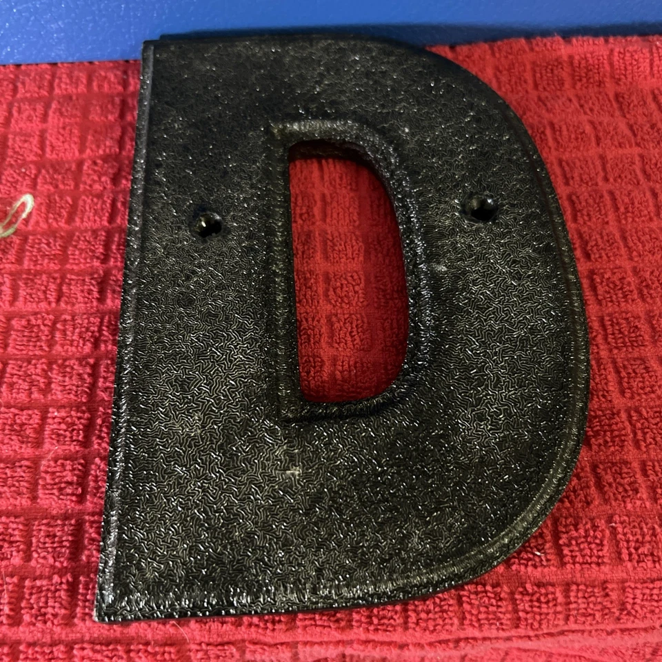 NUEVO Hierro Forjado Negro Antiguo Casa Puerta Dirección Alfabeto Letra “D” Foto 2 de 3