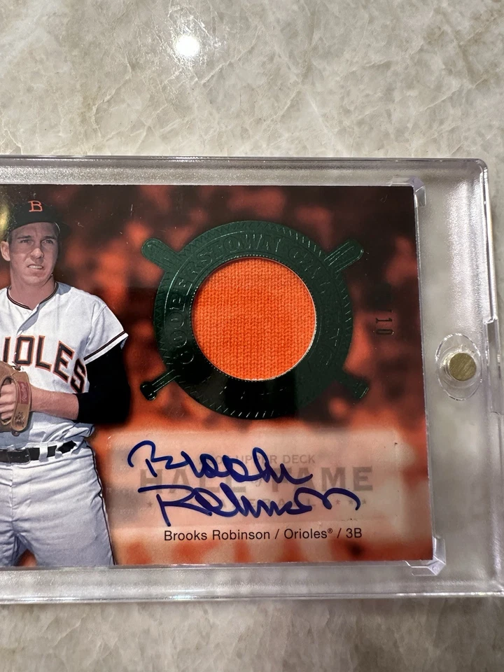 Tarjeta de béisbol 2005 Upper Deck Cooperstown Calling Brooks Robinson automática/10 MLB Foto 3 de 4