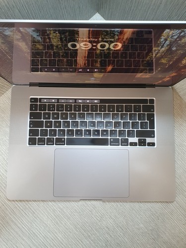A2141 2019 Apple MacBook Pro 16" i9 16 Go 1 To SSD gris séquoia grade C EC0506 - Photo 2/7