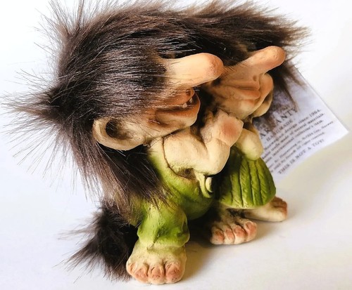 Ny Form Troll:   Boy and Girl Dancing 4" Tall 4" Wide Norwegian - Picture 3 of 7
