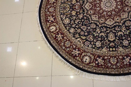 Rugstc 8x8 Senneh Pak Persian Black Rug, Hand-Knotted,Floral with Silk/Wool - Picture 5 of 5