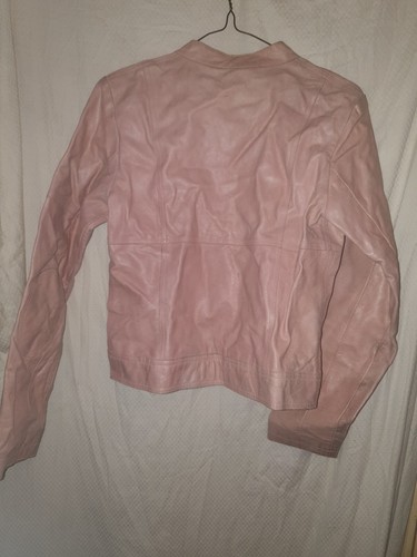 TRUE VINTAGE LEATHER JACKET BY ROXY LIFE QUIKSILVER SIZE 2 32 CHEST - Foto 6 di 6