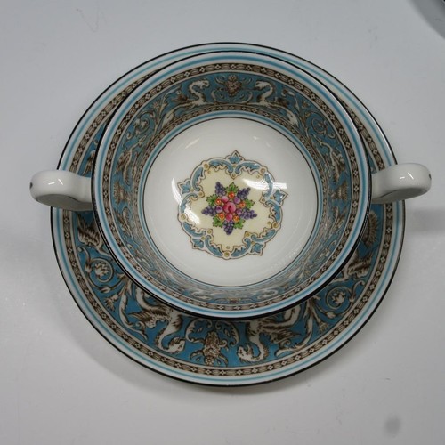 Wedgwood China - Florentine Turquoise Fruit - 4 Cream Soup Bowls with Liners - Picture 3 of 6