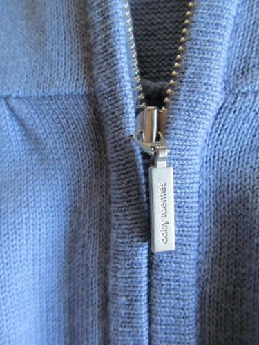 DAISY FUENTES Sz. L Women's Misses S/S Blue Zipper Sweater w/Hood MSRP $40 NWT! - Picture 5 of 9