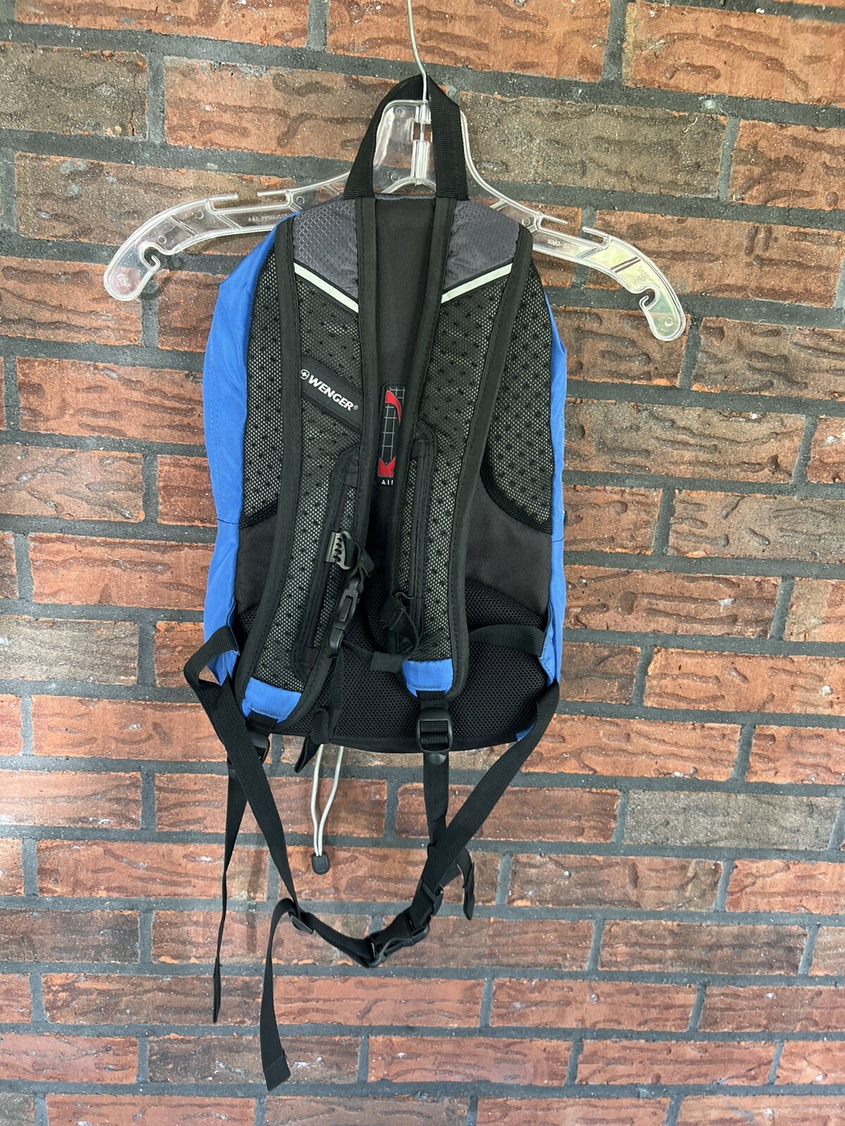 Wegner Swiss Army Knife Padded Backpack Airflow Blue Orange Waist Strap Laptop